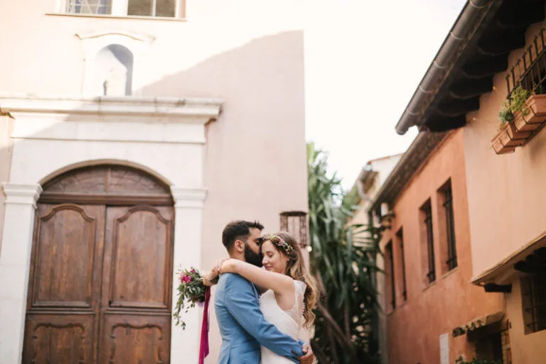 mariage moderne, coloré et intimiste grenoble