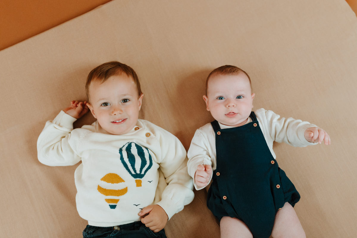 comment se déroule une séance photo en famille au studio grenoble