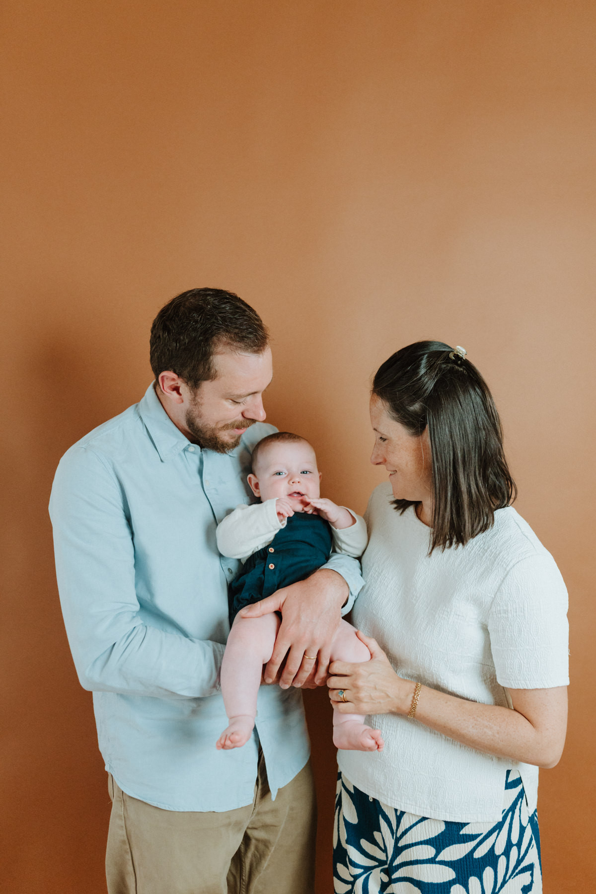 comment se déroule une séance photo en famille au studio grenoble