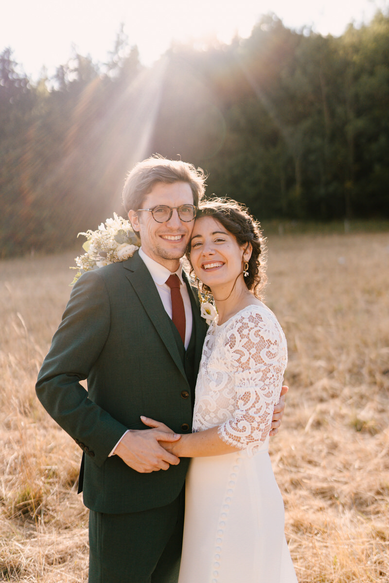 séance photo couple coucher de soleil grange aux fées autrans