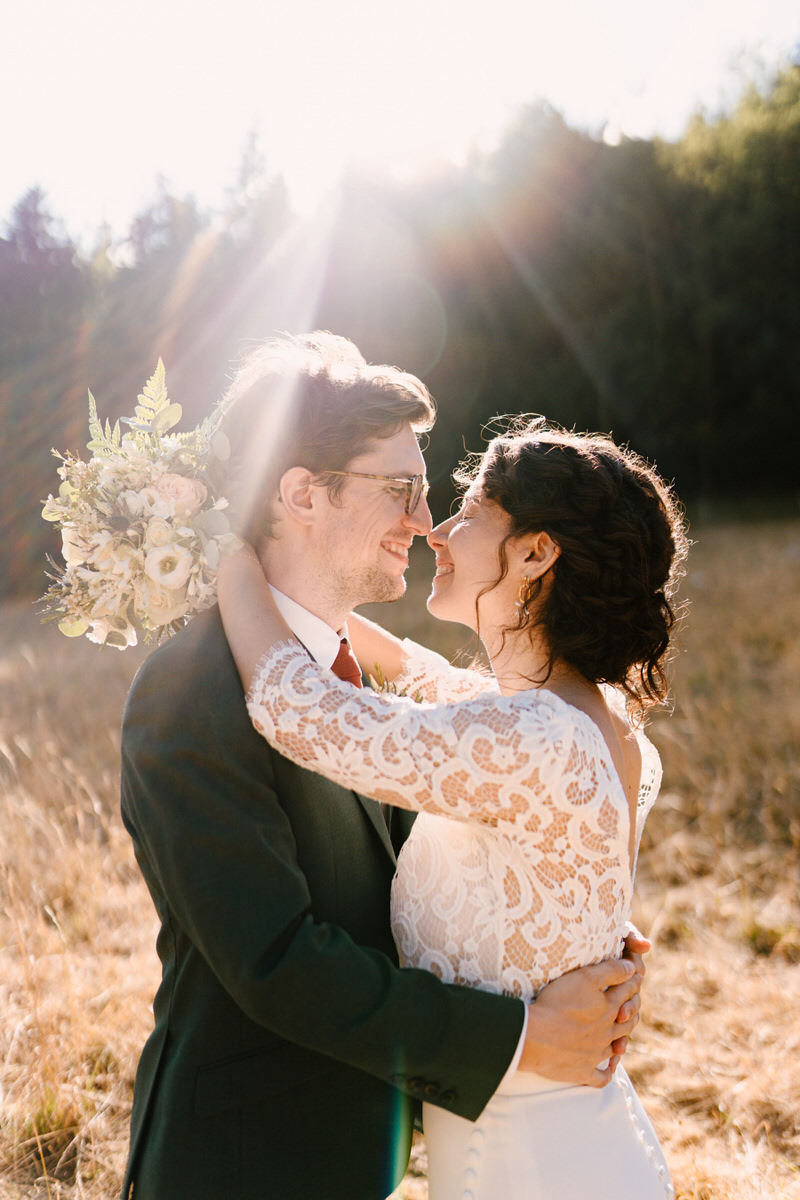 photos de couple coucher de soleil vercors mariage