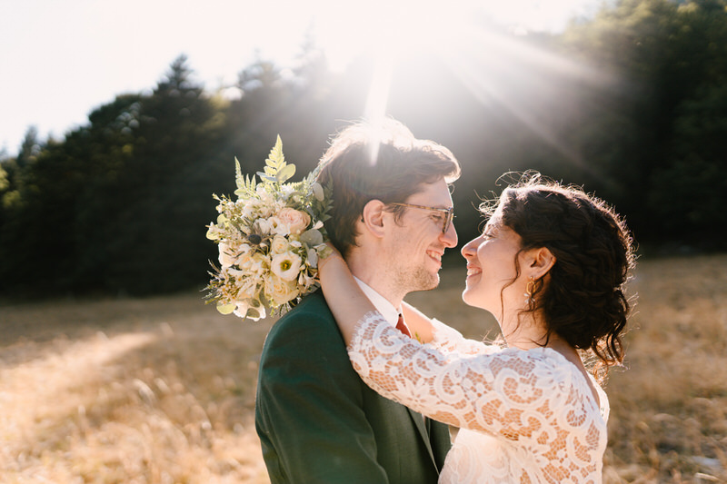 où faire les photos de couple à la grange aux fées