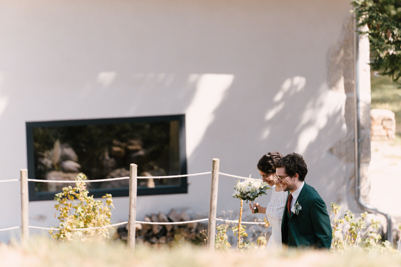 entrée des mariés cérémonie laïque grange aux fées autrans