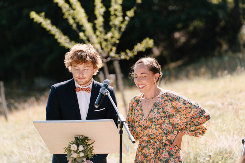 mariage cérémonie laïque grange aux fées