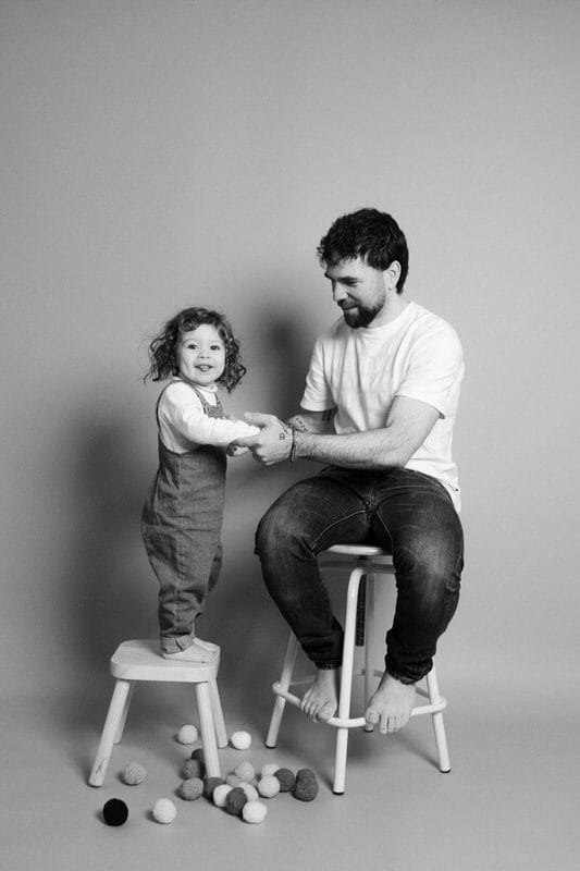 photos papa et enfant de deux ans